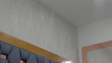 Snapshot of crystal_sm chatting on February 16, 2026, 3:02 am crystal_sm online show from February 16, 2026, 3:02 am