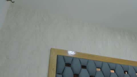Snapshot of crystal_sm chatting on February 17, 2026, 3:14 am crystal_sm online show from February 17, 2026, 3:14 am