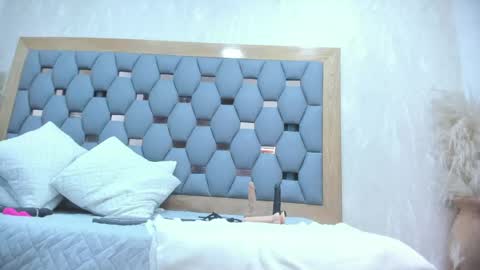Snapshot of crystal_sm chatting on May 21, 2026, 3:35 am crystal_sm online show from May 21, 2026, 3:35 am