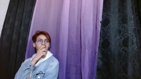 Snapshot of crystal_starx chatting on February 11, 2025, 11:10 am Crystal Blaze online show from February 11, 2025, 11:10 am