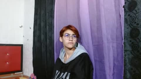 Snapshot of crystal_starx chatting on February 12, 2025, 9:42 am Crystal Blaze online show from February 12, 2025, 9:42 am