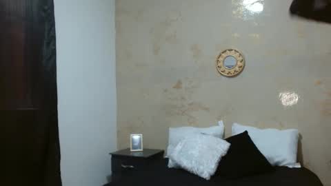 Snapshot of crystal_starx chatting on March 12, 2025, 7:59 pm Crystal Blaze online show from March 12, 2025, 7:59 pm