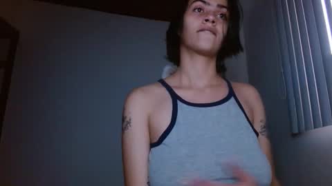 Snapshot of crystal_starx chatting on September 12, 2025, 10:59 am Crystal Blaze online show from September 12, 2025, 10:59 am