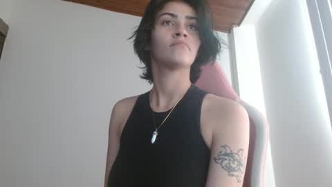 Snapshot of crystal_starx chatting on September 20, 2025, 9:16 pm Crystal Blaze online show from September 20, 2025, 9:16 pm