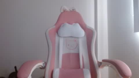 Snapshot of crystal_starx chatting on September 24, 2025, 2:53 pm Crystal Blaze online show from September 24, 2025, 2:53 pm