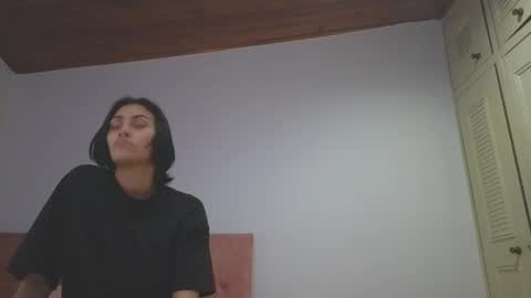 Snapshot of crystal_starx chatting on September 29, 2025, 10:47 pm Crystal Blaze online show from September 29, 2025, 10:47 pm