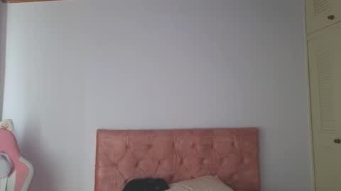 Snapshot of crystal_starx chatting on October 13, 2025, 3:45 pm Crystal Blaze online show from October 13, 2025, 3:45 pm