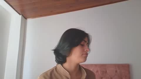 Snapshot of crystal_starx chatting on October 14, 2025, 4:08 pm Crystal Blaze online show from October 14, 2025, 4:08 pm