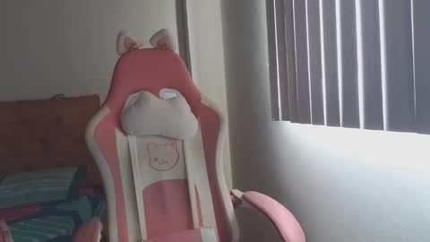 Snapshot of crystal_starx chatting on October 23, 2025, 7:45 pm Crystal Blaze online show from October 23, 2025, 7:45 pm