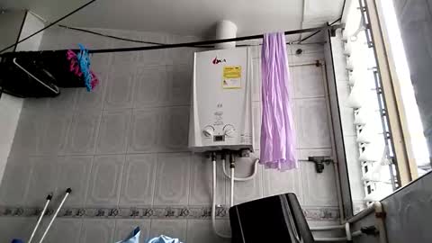 Snapshot of crystal_starx chatting on November 20, 2025, 3:23 pm Crystal Blaze online show from November 20, 2025, 3:23 pm