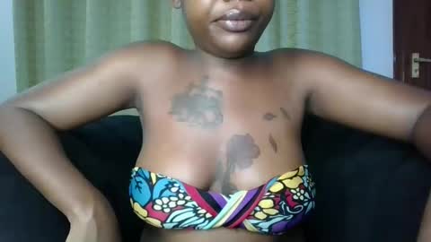 crystal_viv_1 online show from March 11, 2025, 3:48 am