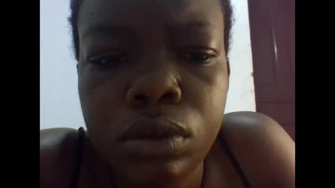 crystal_viv_1 online show from October 29, 2025, 2:03 am