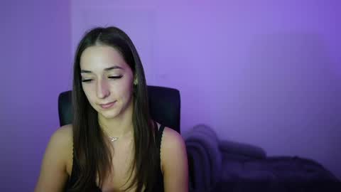 Snapshot of crystalbrunette18 chatting on May 17, 2026, 12:56 pm Crystalbrunette18 online show from May 17, 2026, 12:56 pm