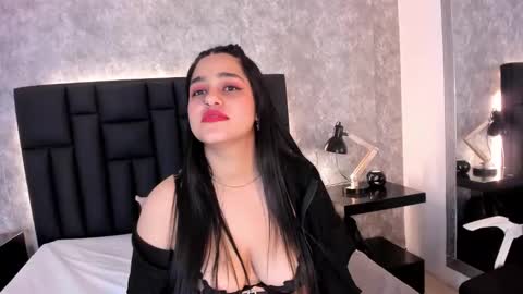 Crystal online show from September 16, 2025, 4:30 pm