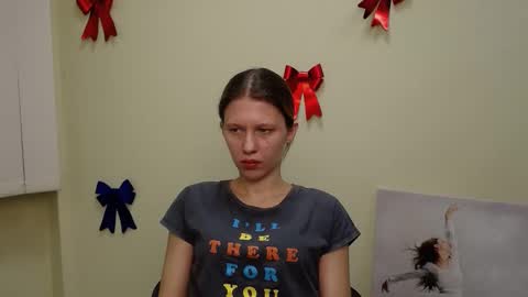 Stella online show from February 7, 2025, 4:56 pm