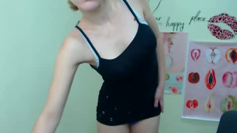 Stella online show from February 20, 2025, 7:55 am