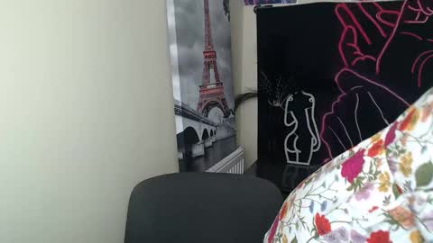 Stella online show from September 14, 2025, 12:04 pm