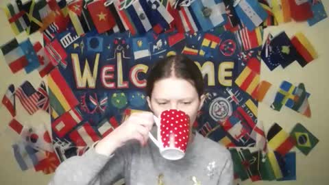 Stella online show from February 25, 2026, 7:51 am