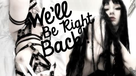 Snapshot of crystalsomnia chatting on October 17, 2025, 2:19 pm Sasha Make me moan with patterns good music here online show from October 17, 2025, 2:19 pm