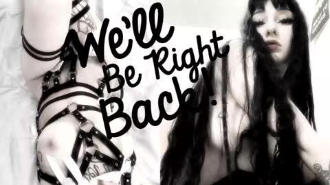 Snapshot of crystalsomnia chatting on January 15, 2026, 2:05 am Sasha Make me moan with patterns good music here online show from January 15, 2026, 2:05 am