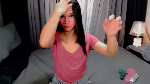 bea takashi  online show from October 29, 2025, 9:44 am