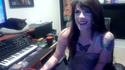     online show from February 9, 2025, 5:19 am