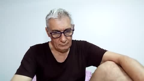 Snapshot of cucaio18 chatting on April 23, 2026, 12:45 am BIG UNCUT HARD COCK online show from April 23, 2026, 12:45 am
