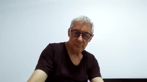 Snapshot of cucaio18 chatting on April 29, 2026, 2:15 am BIG UNCUT HARD COCK online show from April 29, 2026, 2:15 am