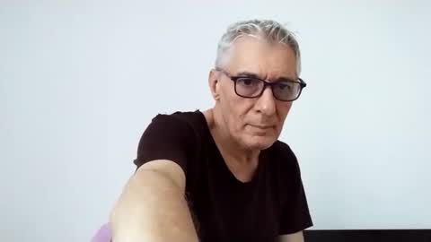 Snapshot of cucaio18 chatting on May 4, 2026, 12:39 am BIG UNCUT HARD COCK online show from May 4, 2026, 12:39 am