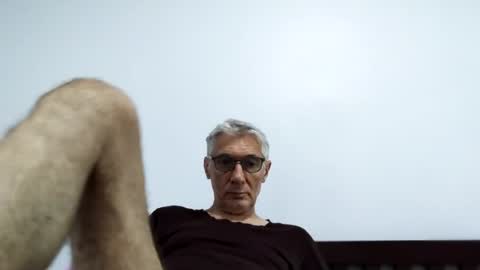 Snapshot of cucaio18 chatting on June 28, 2026, 12:16 am BIG UNCUT HARD COCK online show from June 28, 2026, 12:16 am