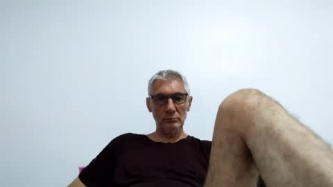 Snapshot of cucaio18 chatting on July 8, 2026, 12:15 am BIG UNCUT HARD COCK online show from July 8, 2026, 12:15 am