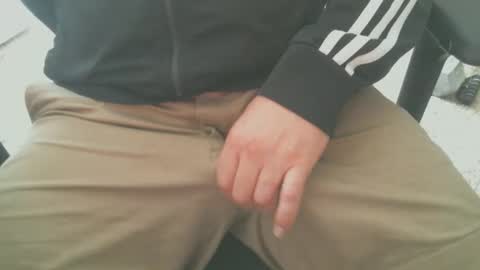 cuddlebeardeluxe online show from March 3, 2026, 4:02 pm