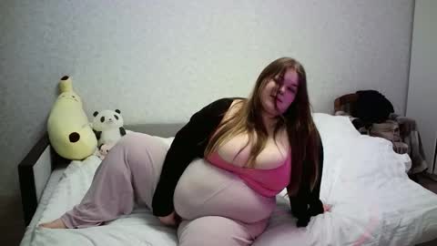 Snapshot of cuddleemily chatting on January 15, 2026, 7:06 pm CuddleEmily online show from January 15, 2026, 7:06 pm