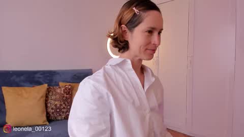 Snapshot of cuddlingbunnny chatting on January 5, 2026, 5:27 pm Leonela online show from January 5, 2026, 5:27 pm