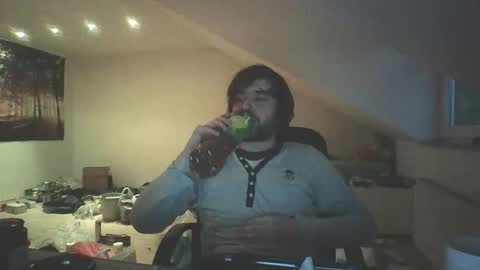 Snapshot of cuddlycrab48 chatting on April 30, 2026, 7:09 pm cuddlycrab48 online show from April 30, 2026, 7:09 pm