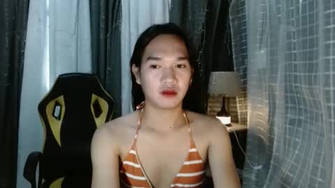 Ashly online show from November 14, 2025, 12:53 am