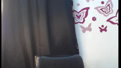 Coco sweet online show from November 19, 2025, 6:30 pm