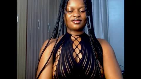 Snapshot of cum_ebony_petitxx chatting on April 20, 2026, 7:00 am cath online show from April 20, 2026, 7:00 am