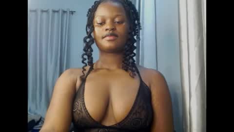 Snapshot of cum_ebony_petitxx chatting on April 28, 2026, 7:02 am cath online show from April 28, 2026, 7:02 am
