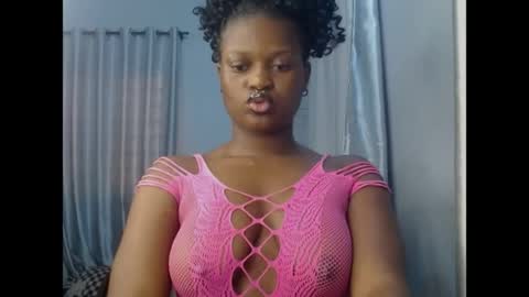 Snapshot of cum_ebony_petitxx chatting on May 3, 2026, 6:08 am cath online show from May 3, 2026, 6:08 am