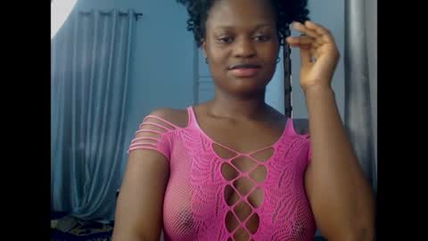 Snapshot of cum_ebony_petitxx chatting on May 4, 2026, 6:09 am cath online show from May 4, 2026, 6:09 am