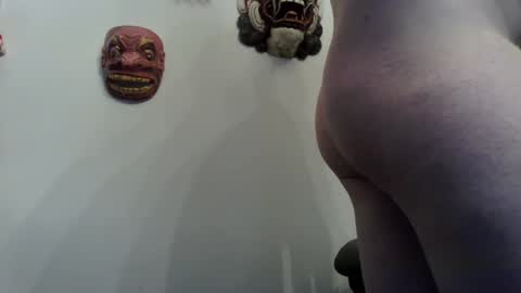 Snapshot of cum_gun_19 chatting on February 5, 2025, 8:43 am cum gun online show from February 5, 2025, 8:43 am