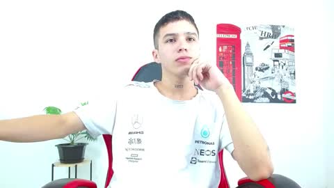 cumandres online show from October 11, 2025, 2:15 pm