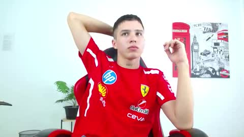 cumandres online show from October 22, 2025, 8:30 pm