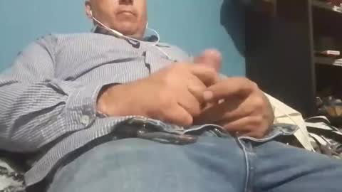 cumbian_chero online show from March 6, 2025, 1:37 am