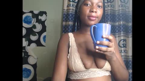 Snapshot of cumebony_petit chatting on October 11, 2025, 9:02 pm cumebony_petit online show from October 11, 2025, 9:02 pm
