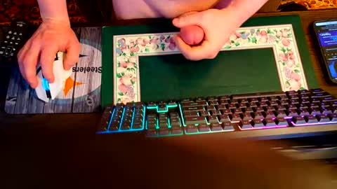 cumforme1988 online show from March 5, 2026, 9:05 am