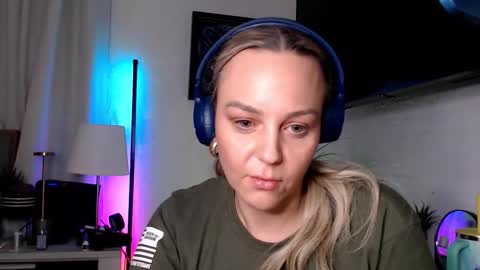 Snapshot of cumguzzlingskank chatting on March 16, 2026, 5:44 am cumguzzlingskank online show from March 16, 2026, 5:44 am