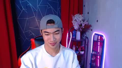 ask me online show from December 3, 2024, 2:38 pm