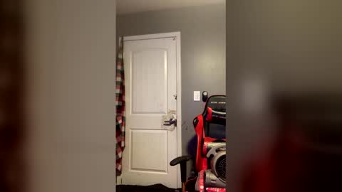 Snapshot of cummer23245 chatting on February 22, 2026, 9:41 am cummer23245 online show from February 22, 2026, 9:41 am